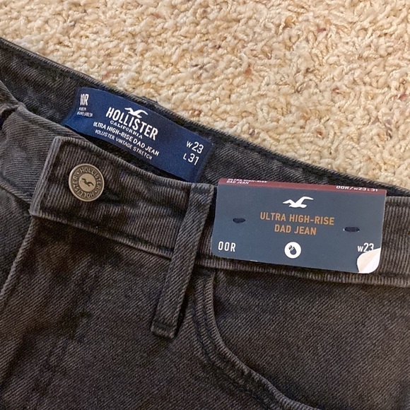 Hollister black Ultra High-Rise Dad Jean - Picture 2 of 3